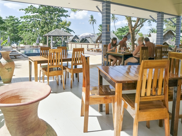 Imagen del bar/restaurante del Hotel Soontreeya Lanta. Foto 3