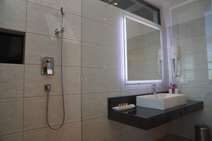 Imagen de la habitación del Hotel Sooriya Resort and Spa. Foto 17