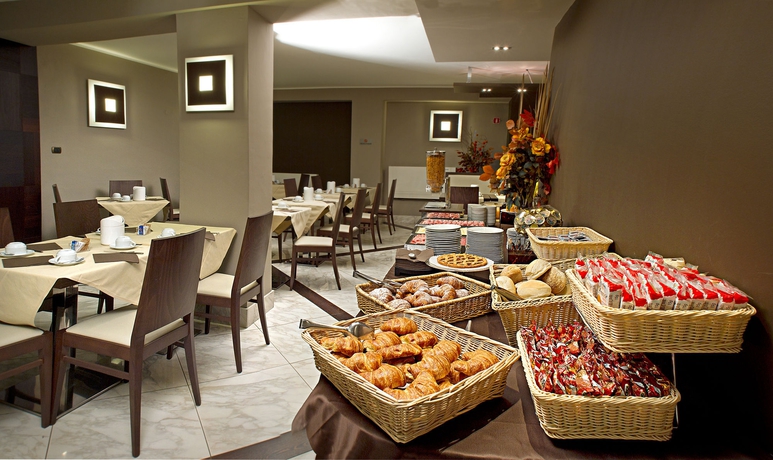 Imagen del bar/restaurante del Hotel Soperga. Foto 2