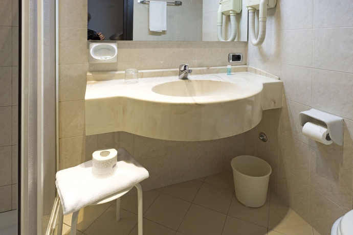 Imagen de la habitación del Hotel Soperga. Foto 13