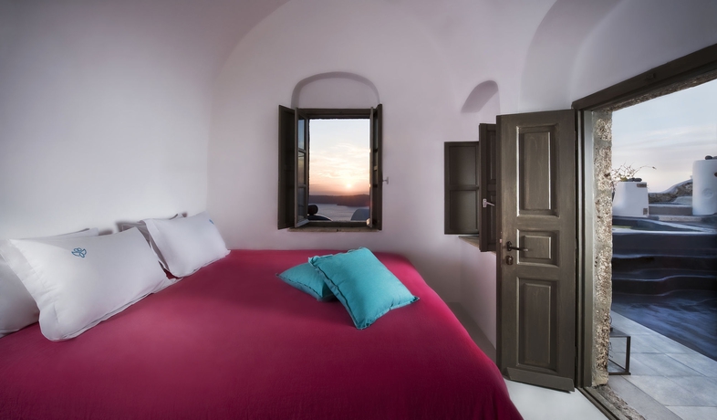 Imagen de la habitación del Hotel Sophia Luxury Suites. Foto 1