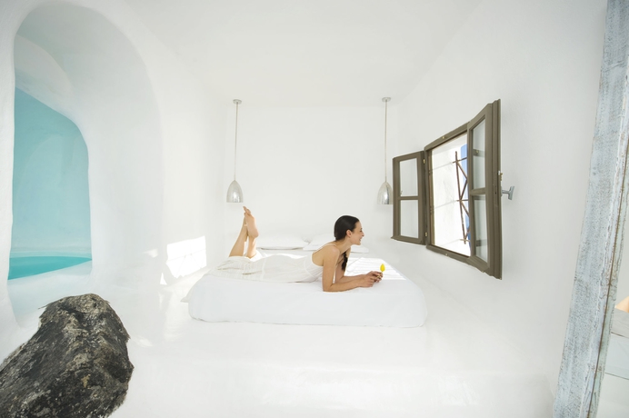 Imagen de la habitación del Hotel Sophia Luxury Suites. Foto 6