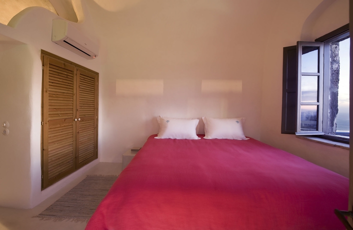 Imagen de la habitación del Hotel Sophia Luxury Suites. Foto 7