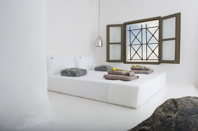 Imagen de la habitación del Hotel Sophia Luxury Suites. Foto 8