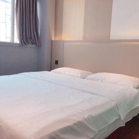 Imagen de la habitación del Hotel Sophie Roland Shenzhen Huaxin. Foto 3