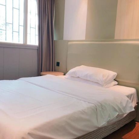 Imagen de la habitación del Hotel Sophie Roland Shenzhen Huaxin. Foto 8
