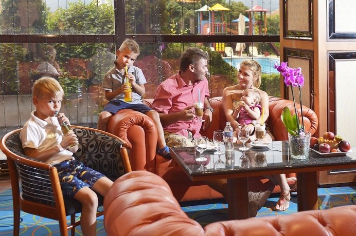 Imagen de la habitación del Hotel Sopron. Foto 19