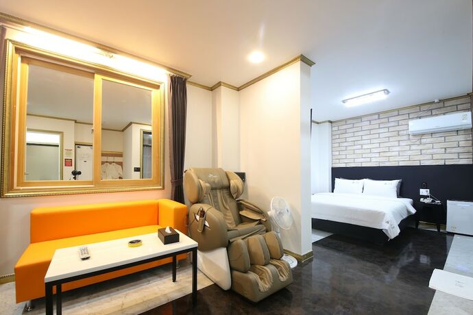 Imagen de la habitación del Hotel Sopung. Foto 6