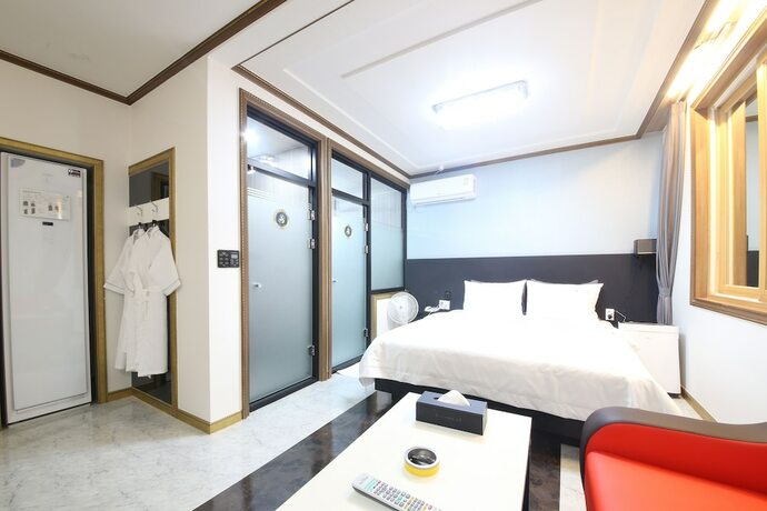 Imagen de la habitación del Hotel Sopung. Foto 7