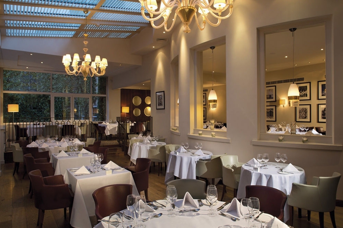 Imagen del bar/restaurante del Hotel Sopwell House. Foto 7