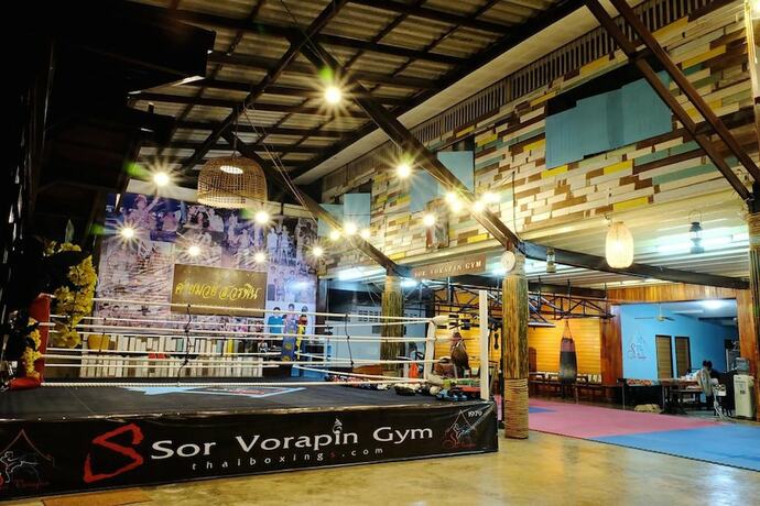 Imagen general del Hotel Sor Vorapin Muay Thai Home. Foto 12