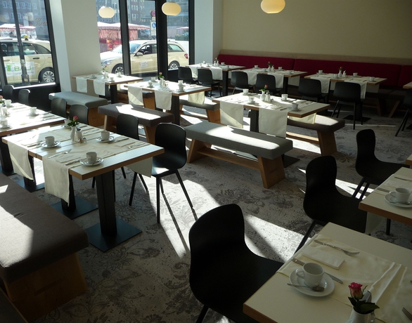 Imagen del bar/restaurante del Hotel Sorat Saxx Nürnberg. Foto 4