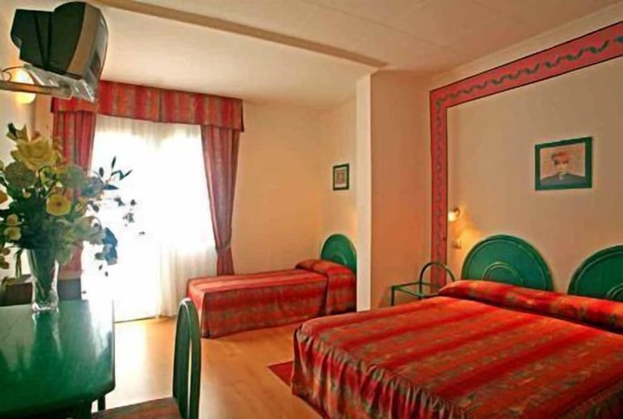 Imagen de la habitación del Hotel Soraya, Lignano Sabbiadoro. Foto 3