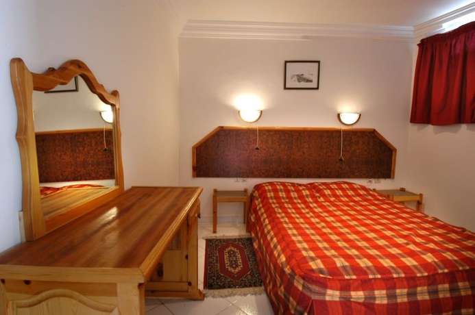 Imagen de la habitación del Hotel Soraya Studiotel. Foto 7