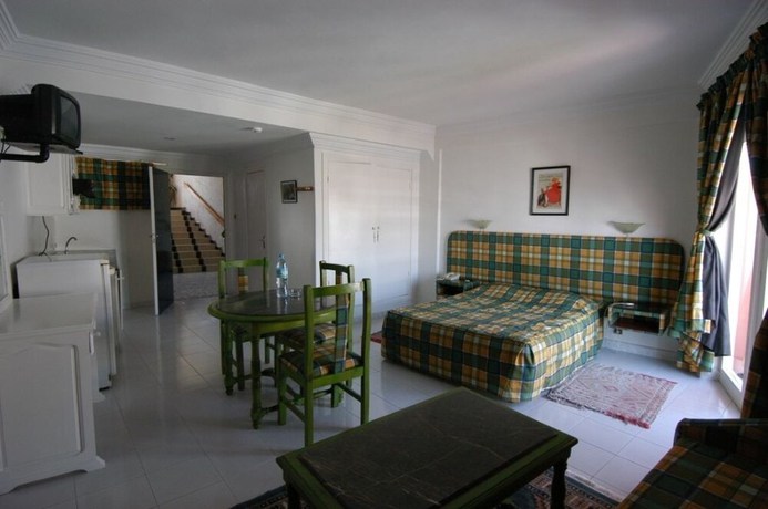 Imagen de la habitación del Hotel Soraya Studiotel. Foto 14