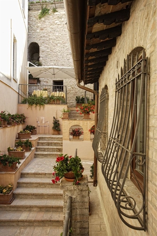 Imagen de los exteriores del Hotel Sorella Luna. Foto 12