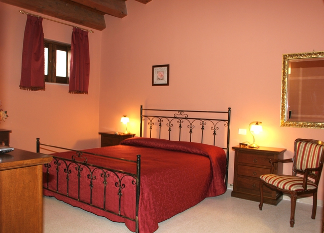 Imagen de la habitación del Hotel Sorella Luna Siracusa. Foto 5