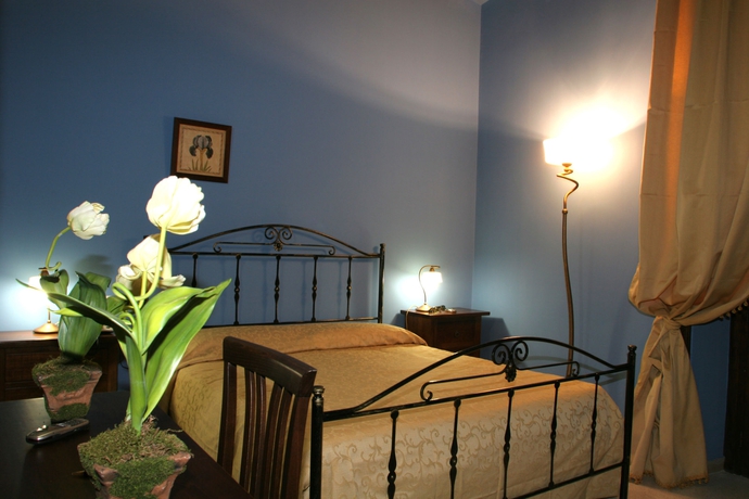Imagen de la habitación del Hotel Sorella Luna Siracusa. Foto 7