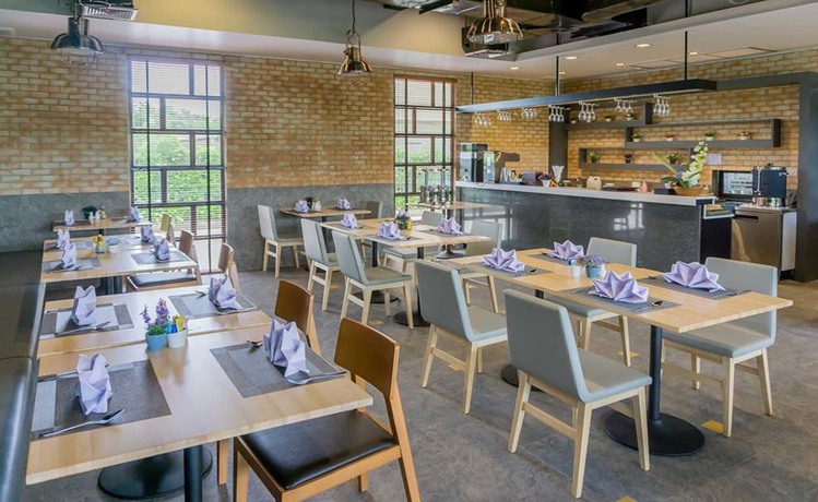 Imagen del bar/restaurante del Hotel Sorin Boutique. Foto 3