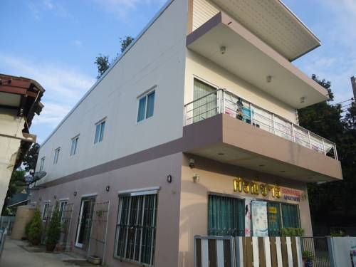 Imagen de la habitación del Hotel Sorn Waree Home Place. Foto 2