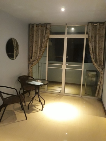 Imagen de la habitación del Hotel Sorot House. Foto 5