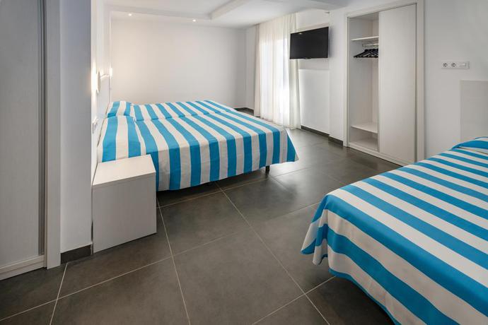 Imagen de la habitación del Hotel Sorra Daurada Splash. Foto 7