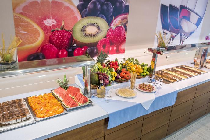 Imagen del bar/restaurante del Hotel Sorrabona. Foto 6