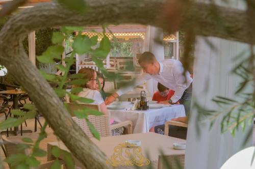 Imagen general del Hotel Sorrente. Foto 7