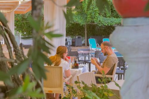 Imagen general del Hotel Sorrente. Foto 11