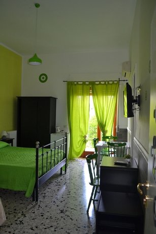 Imagen de la habitación del Hotel Sorrento Experience. Foto 13