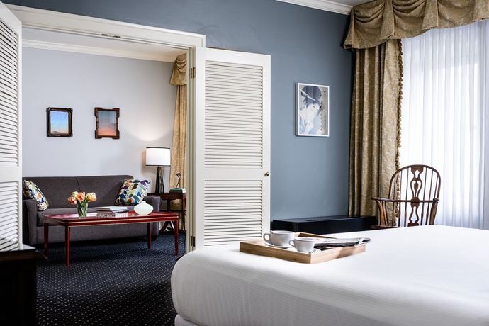 Imagen de la habitación del Hotel Sorrento. Foto 10