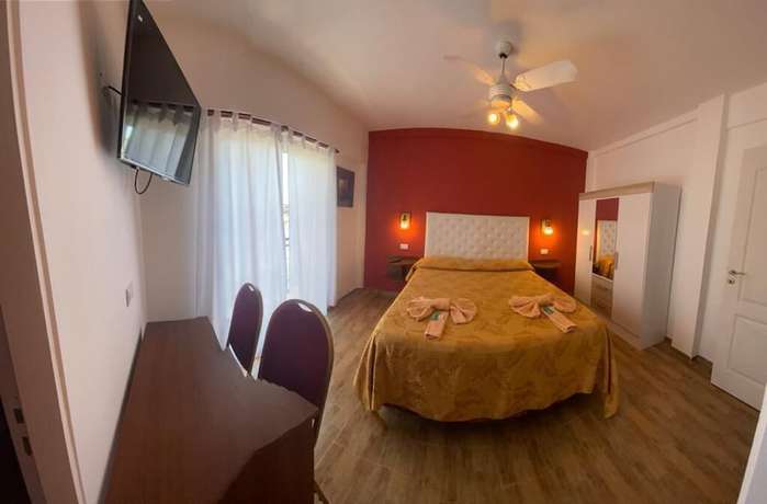 Imagen de la habitación del Hotel Sorrento, SANTA TERESITA. Foto 4