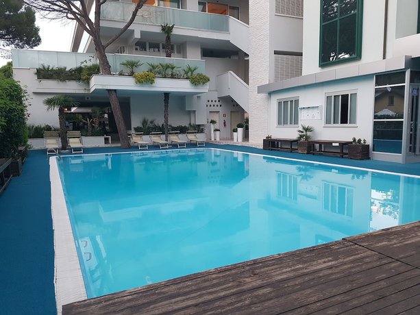 Imagen general del Hotel Sorriso, Cervia. Foto 1