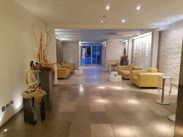 Imagen de los interiores del Hotel Sorriso, Cervia. Foto 20