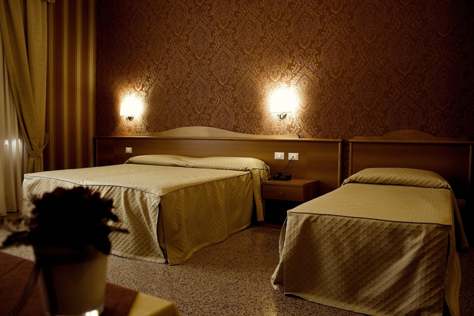 Imagen de la habitación del Hotel Sorriso, Lucera. Foto 10
