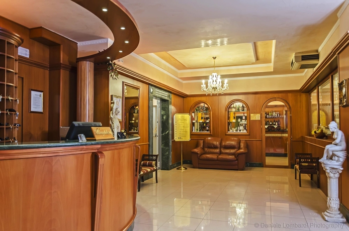 Imagen de los interiores del Hotel Sorriso, Lucera. Foto 19