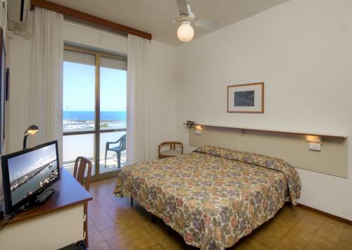 Imagen de la habitación del Hotel Sorriso, Numana. Foto 15