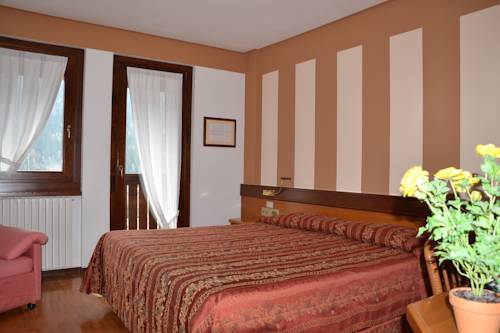 Imagen de la habitación del Hotel Sorriso, Ponte di Legno. Foto 13