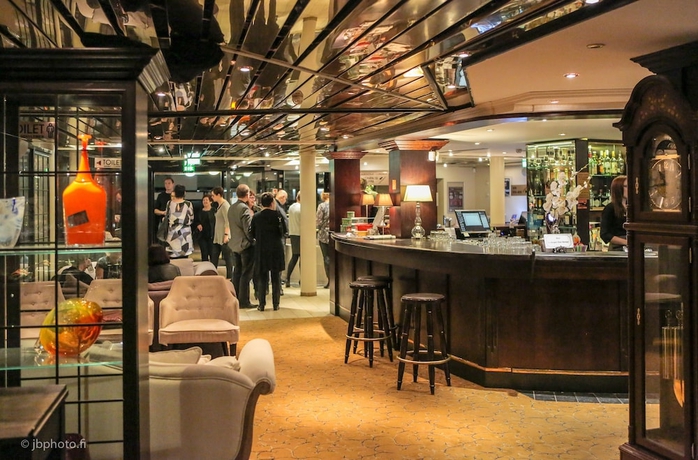 Imagen del bar/restaurante del Hotel Sorsanpes&auml;. Foto 2