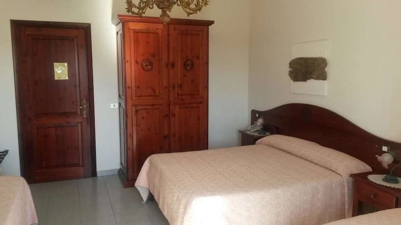 Imagen de la habitación del Hotel Sortale. Foto 7