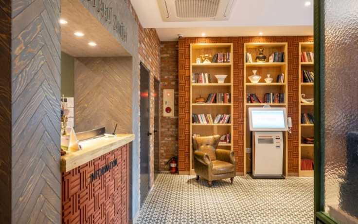 Imagen de los interiores del Hotel Soseol Smith. Foto 18