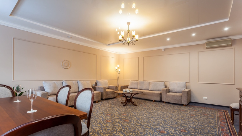 Imagen de los interiores del Hotel Sosnovy Bor Park-hotel. Foto 18