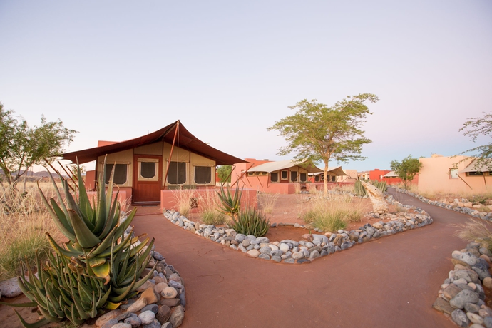 Imagen de los exteriores del Hotel Sossusvlei Lodge. Foto 12