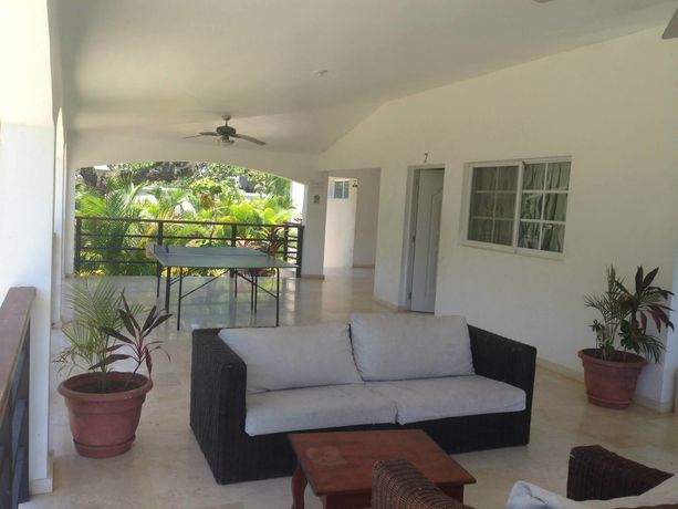 Imagen de los exteriores del Hotel Sosua Sunset. Foto 4