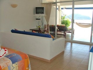 Imagen de la habitación del Hotel Sotavento Beach Resort. Foto 3