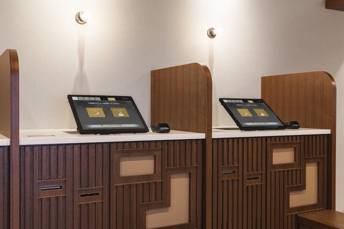 Imagen de los interiores del Hotel Sotetsu Fresa Inn Daimon. Foto 20