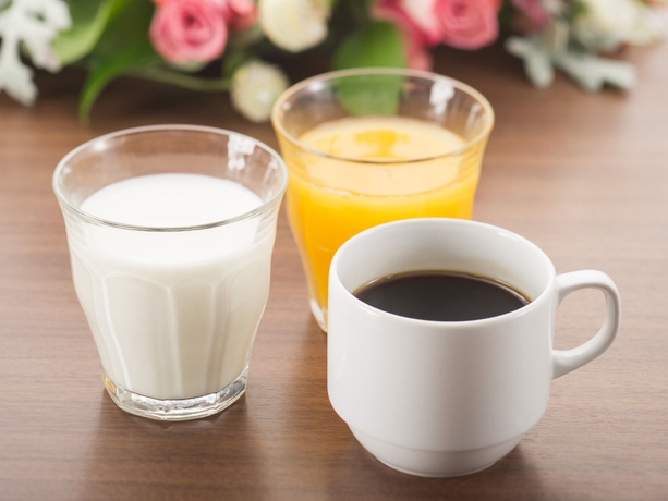 Imagen del bar/restaurante del Hotel Sotetsu Fresa Inn Hamamatsucho Daimon. Foto 2