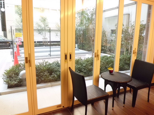 Imagen del bar/restaurante del Hotel Sotetsu Fresa Inn Hamamatsucho Daimon. Foto 7