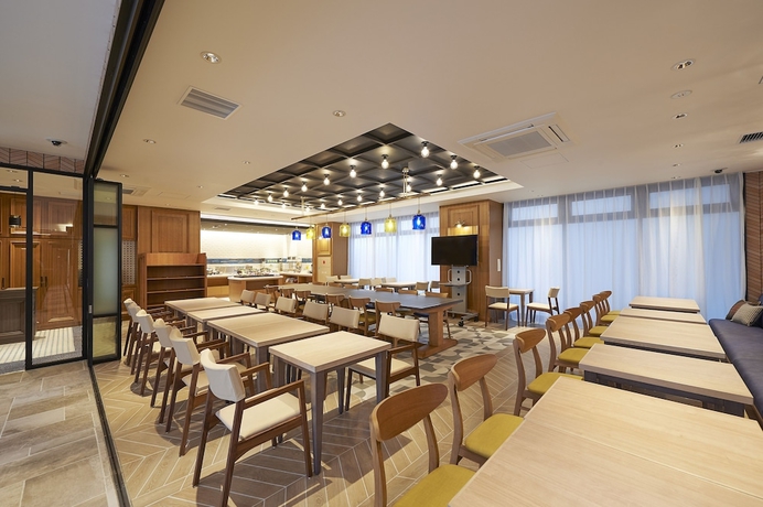 Imagen del bar/restaurante del Hotel Sotetsu Fresa Inn Kamakura Ofuna Higashiguchi. Foto 5