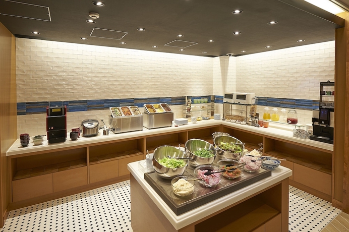 Imagen del bar/restaurante del Hotel Sotetsu Fresa Inn Kamakura Ofuna Higashiguchi. Foto 6